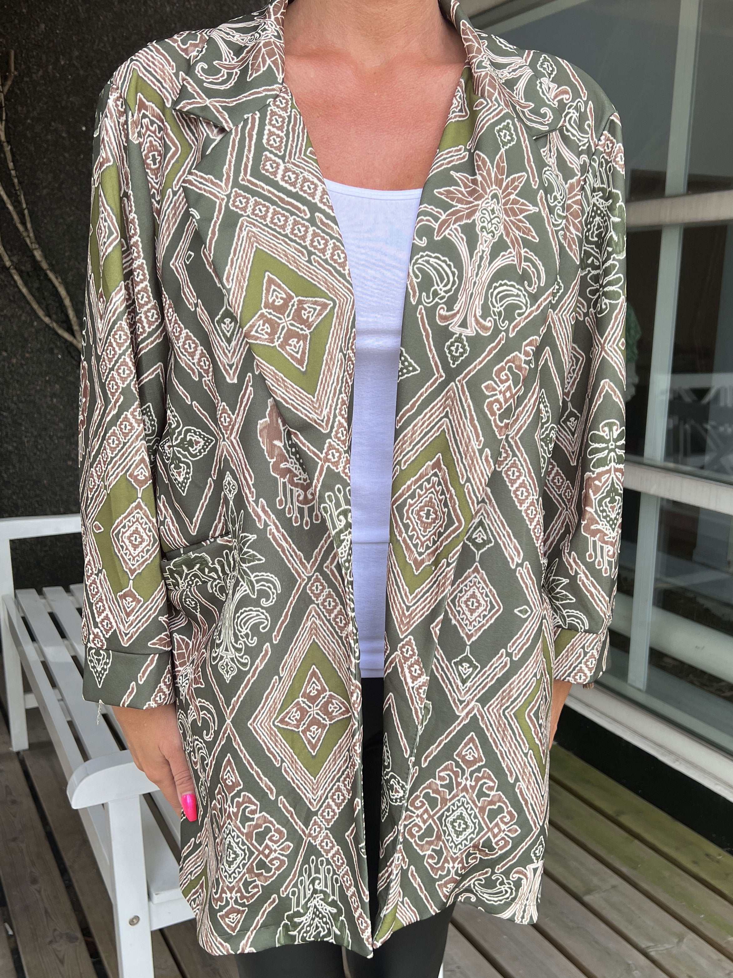 Alberte Pattern - Blazer i mönster